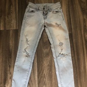 BOGO 🌟AE Super Stretch Distressed Jegging